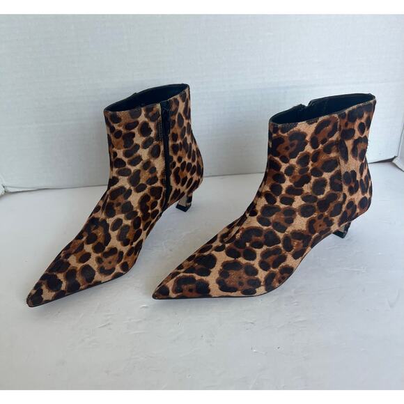 Gianni Bini Leopard Print Ankle Boots - Picture 1 of 12